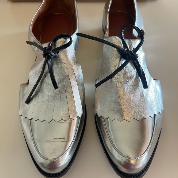 Rebecca Minkoff Silver Leather Loafers Oxford flats Cutout sides 7.5 chic - Picture 2 of 16